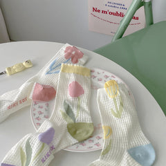 Socken mit Blumenmuster und Cut-outs