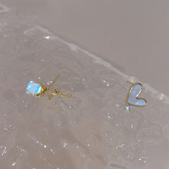 Französische Vintage Weiße Rosen Ohrringe