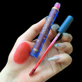 Lindo brillo labial de unicornio