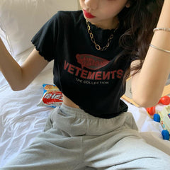 Camiseta corta de encaje de verano