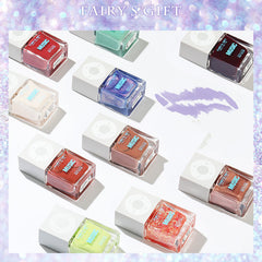 Süßer mädchenhafter Nagellack