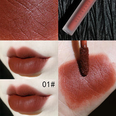 Brillo labial de terciopelo mate