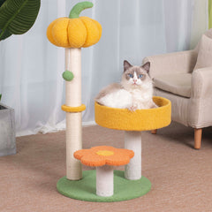 Lindo árbol para gatos con forma de calabaza