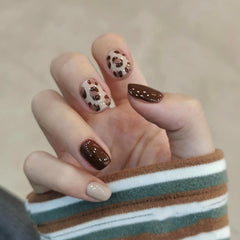 Nägel Fertig Maniküre