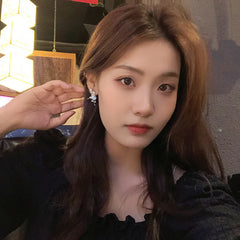 Pendientes de mariposa hueca