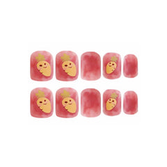 Manicura terminada con uñas degradadas para llevar