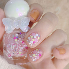 Esmalte de uñas con forma de diamante pequeño