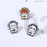 Lindos pines de panda de dibujos animados