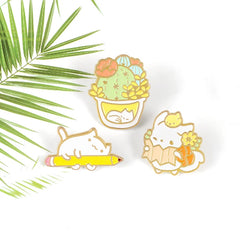 Alfileres de cactus con forma de gato