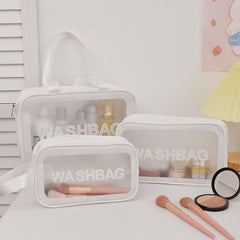 Minimalistische Reisekosmetiktasche