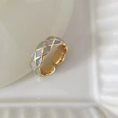 Einzigartiger Perlenschleifenring