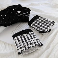 Bragas a cuadros en blanco y negro