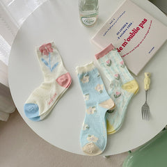 Socken mit Blumenmuster und Cut-outs