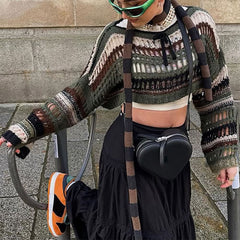 Suéter corto de punto de malla grunge gótica