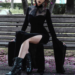 Vestido largo gótico de vampiro con mangas acampanadas y abertura
