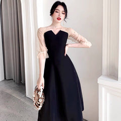 Vestido de hada oscura de bruja decorado con perlas de Cristel