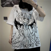 CAMISETA GRANDE EN BLANCO Y NEGRO CON ESTAMPADO DE CHICA ANIME