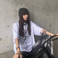 Camiseta extragrande Tumblr con estampado del sol astrológico