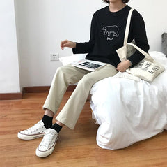 Camiseta de manga larga de algodón blanco y negro con estampado de letras en forma de oso