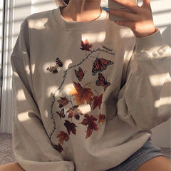 Sudadera holgada con estampado de mariposas estéticas otoñales en beige