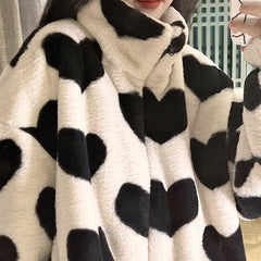 Sudadera con cremallera y estampado de corazones en blanco y negro