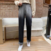 Schwarz-Blaue, verwaschene Jeans mit hoher Taille und geradem Bein