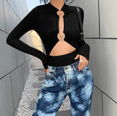 Body ajustado de manga larga con hebillas doradas y estilo chic negro