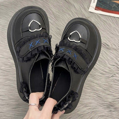 Botas negras de suela gruesa con diseño de corazón y encaje estilo Harajuku