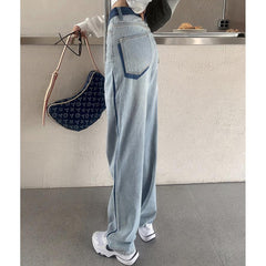 Blaue Jeans im 90er-Jahre-Stil mit hoher Taille und geradem Bein