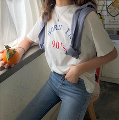 Camiseta de manga corta de algodón con letras estampadas "Born In 90's"