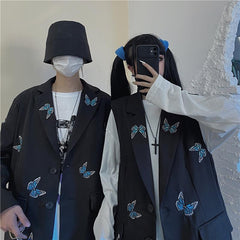 Lässige schwarze Weste und Jacke mit Schmetterlingsstickerei