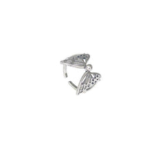 Anillo de plata con alas de mariposa para chica estética