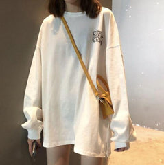 Camiseta extragrande de manga larga con estampado de coches de cartón