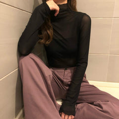 Camisa informal, delgada, de cuello alto y bordes ondulados