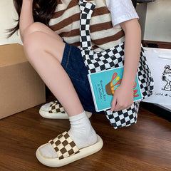 Karierte Hausschuhe aus ästhetischem Gummi mit dicker Sohle