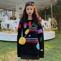 Suéter de punto extragrande con estampado abstracto en contraste