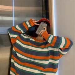 Suéter de punto holgado con rayas en contraste y estética grunge