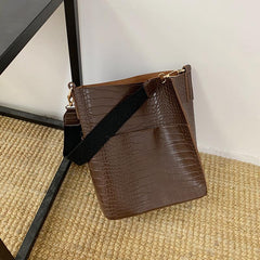 Crocodile Pattern Thick Strap 2In1 Purse And Bucket Bag