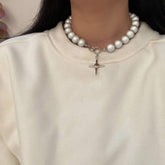 Gargantilla de cadena de perlas estética E Girl con colgante de cruz