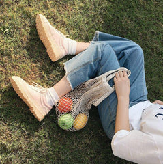 Bonitas botas de cuero con cordones y parches cosidos de gamuza color caramelo