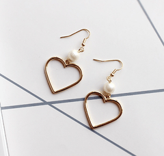 Cute Golden Metallic Pearl Drop Heart Hole Earrings