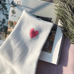 Calcetines tobilleros con corazones pequeños