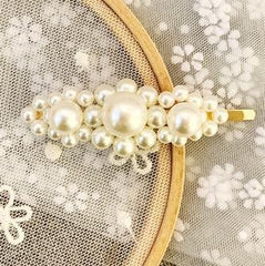 Bonita pinza para el pelo retro con perlas vintage