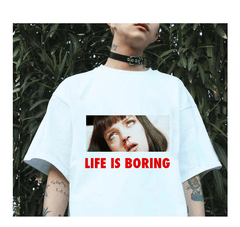 Camiseta de Pulp Fiction de Mia Wallace "La vida es aburrida"