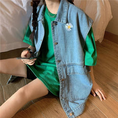 Ärmellose Weste aus Ulzzang-Denim mit Gänseblümchen-Stickerei