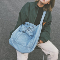 Bolso de hombro de lona vaquera azul claro y oscuro