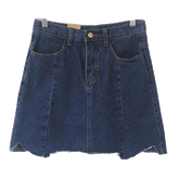 Falda vaquera con líneas cosidas en denim