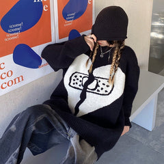 Suéter negro con corazón roto de estética Egirl