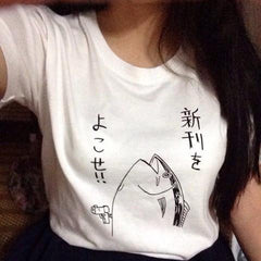 Camiseta holgada de manga corta con estampado de peces