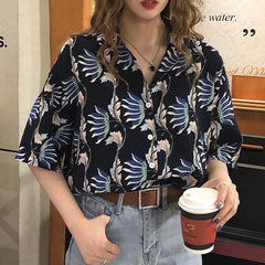 Camisa holgada con botones y estampado de flores de verano